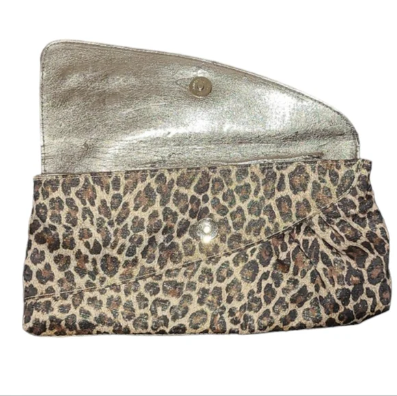 Guess Leopard Print Clutch - Picture 6 of 9